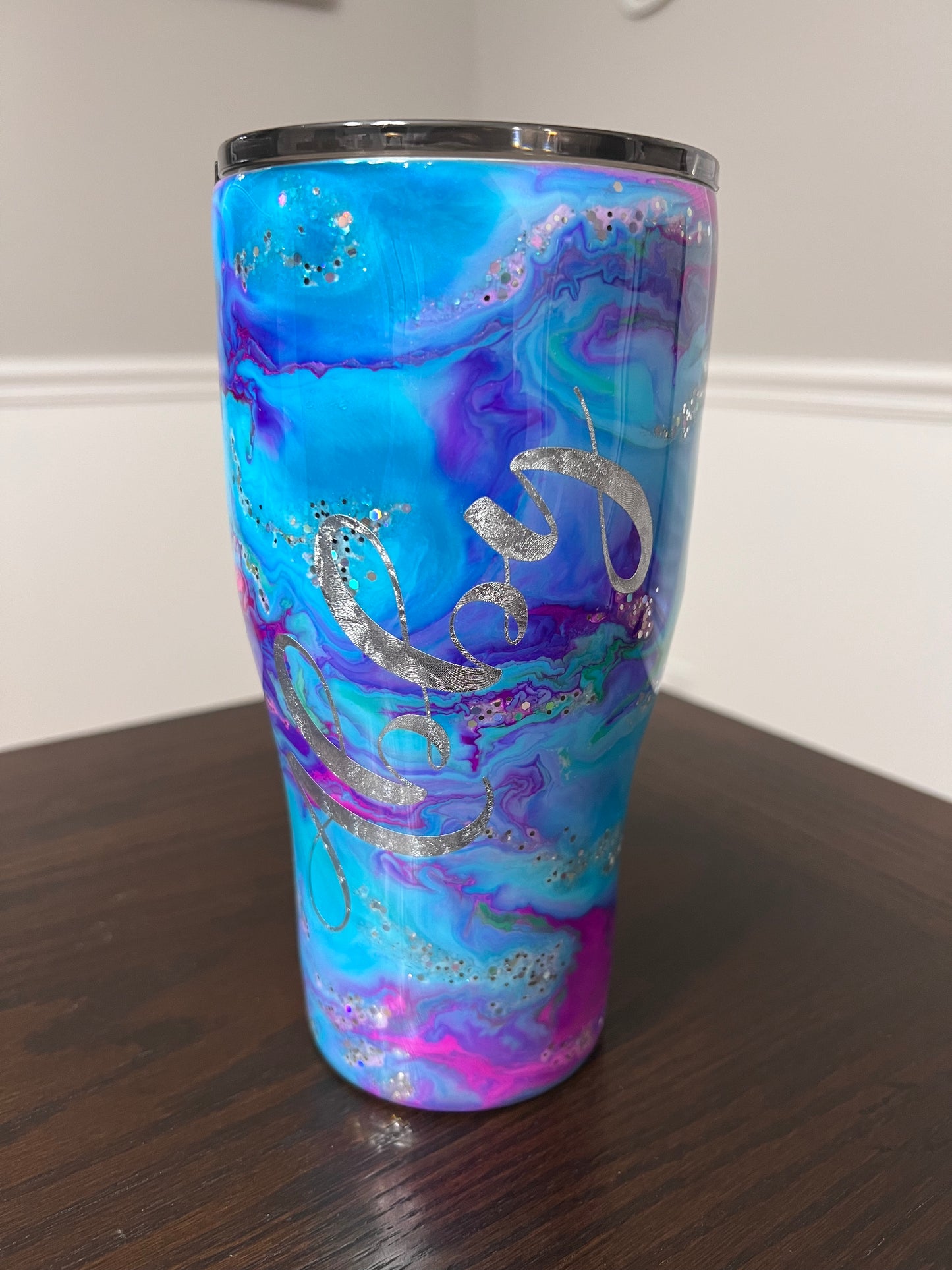 Beautylicious 30oz Modern Curve Tumbler-Pre Made-RTS