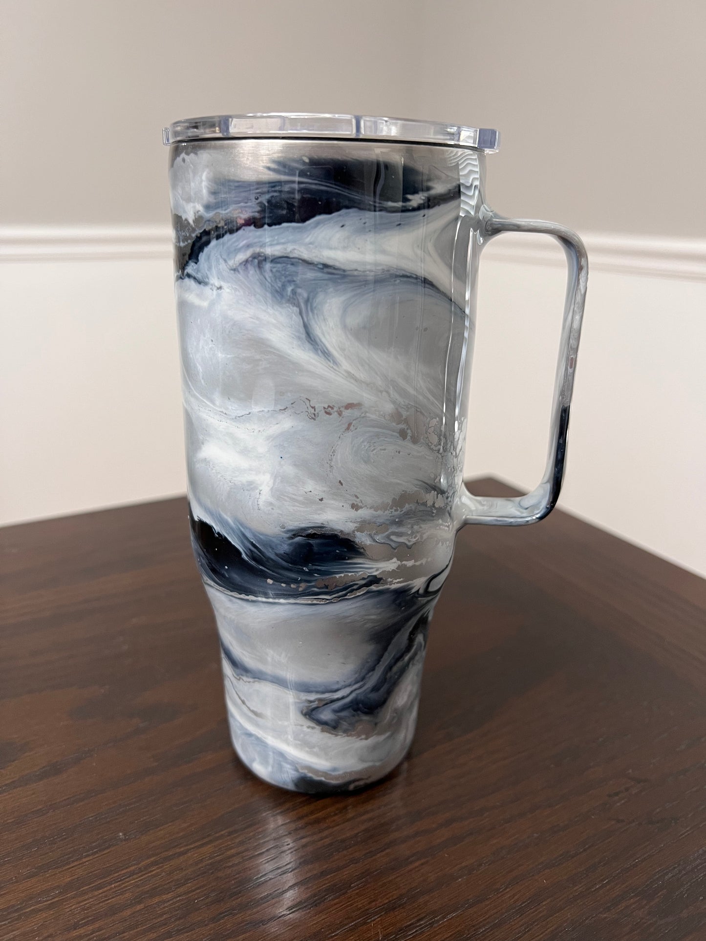 Smoky Marble 24oz Modern Curve Hoggdle Tumbler-Pre Made RTS